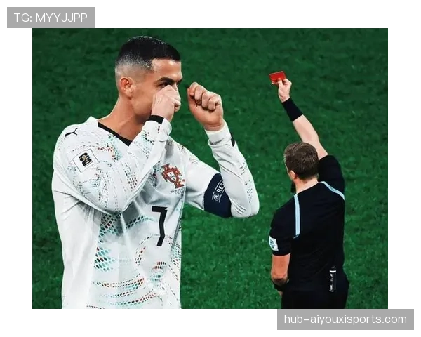 巴黎圣日耳曼1比2遭葡萄牙体育绝杀 卫冕冠军晋级形势堪忧